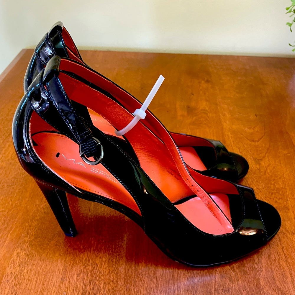 Via Spiga Black Ankle Strap Patent Leather 4-inch heel size 9 1/2